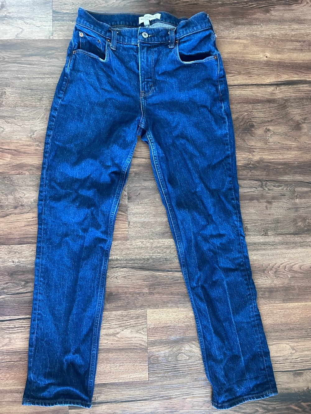 Abercrombie Women's High-Rise Straight Jeans in Deep Blue